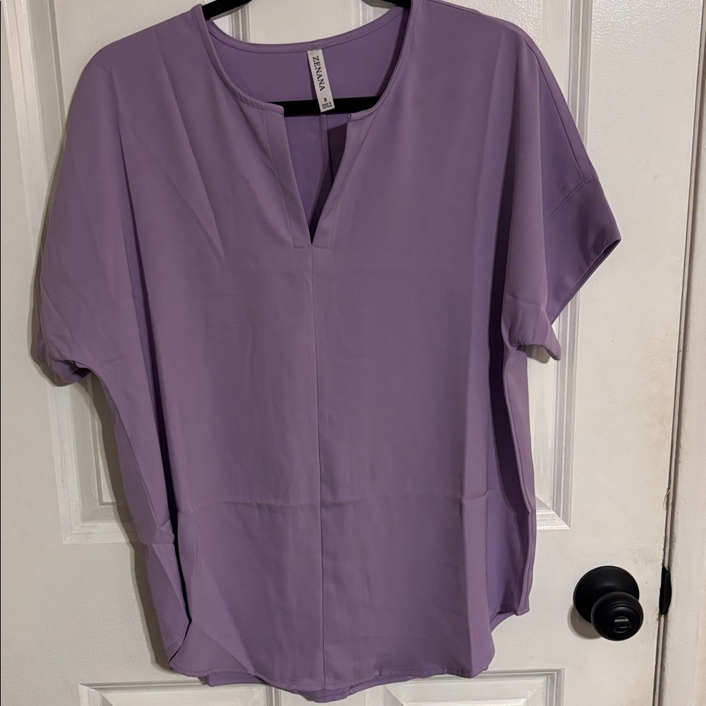 Zenana V-neck Short Sleeve Tunic Top - Picture 2 of 5